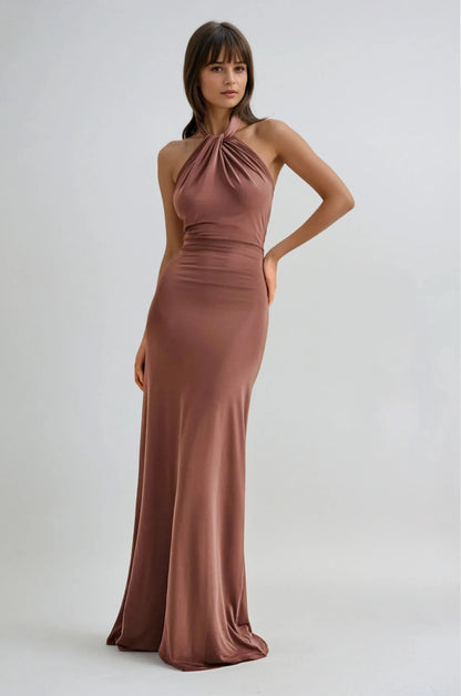 Zuzia - Halter-Neck Maxi Dress