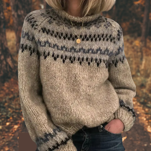 Maud - Patterned Neckline Knit Sweater