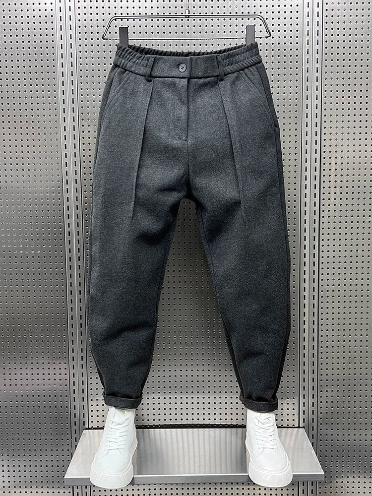 Mason Moderns - Pleated Men's Joggers