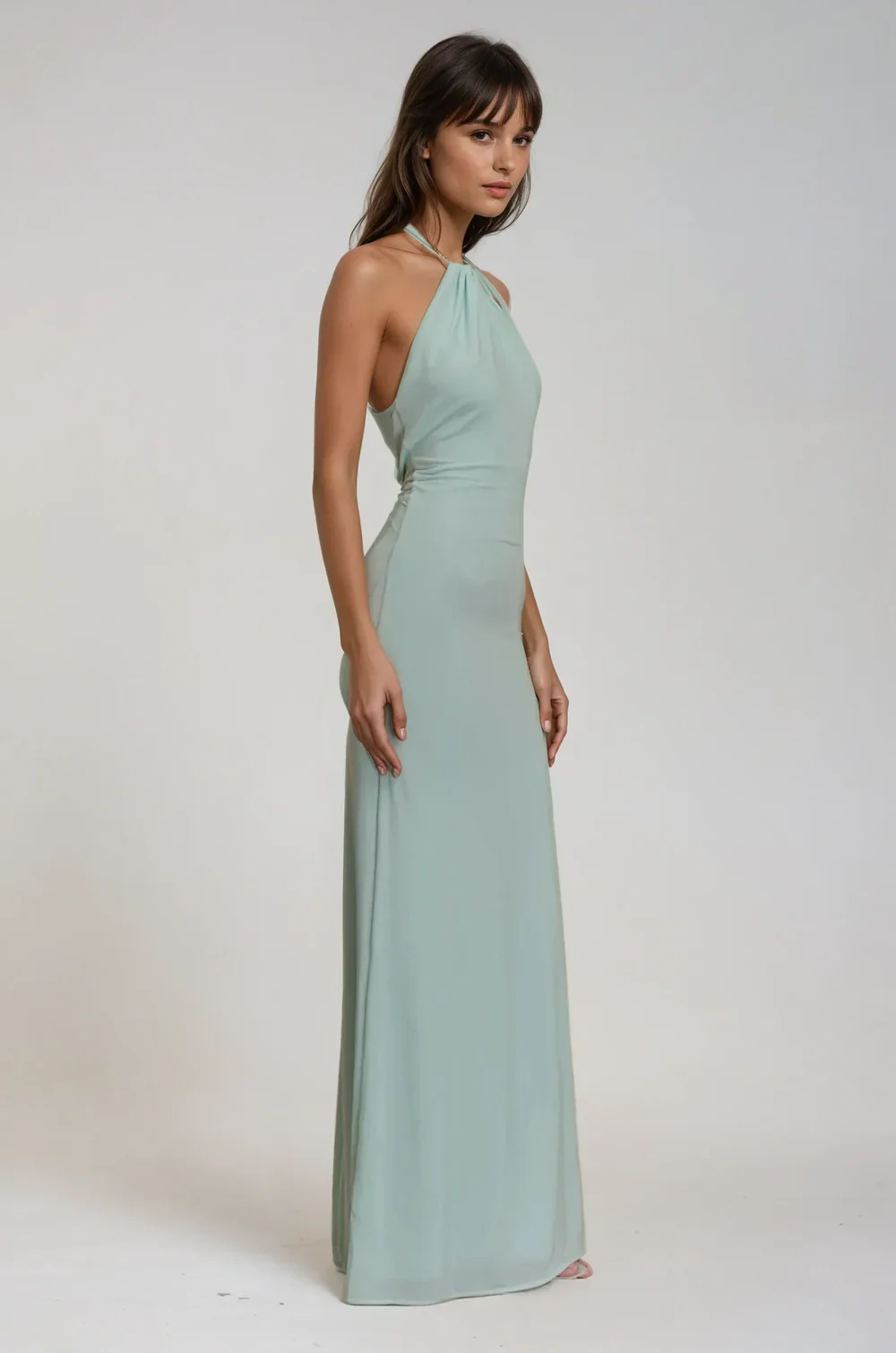 Zuzia - Halter-Neck Maxi Dress
